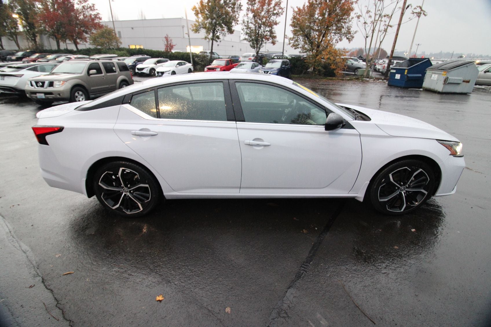 2023 Nissan Altima 2.5 SR