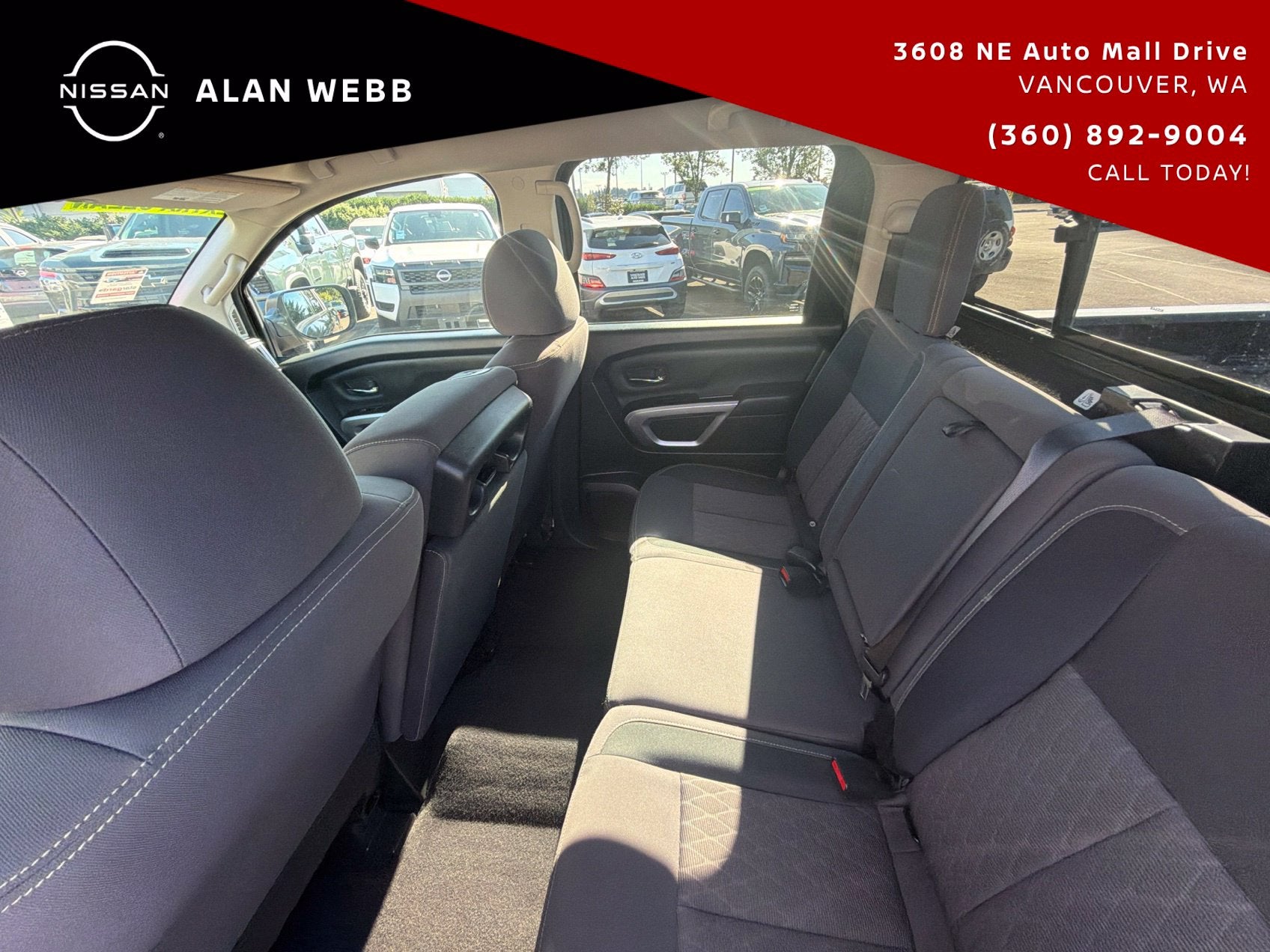 2023 Nissan Titan SV