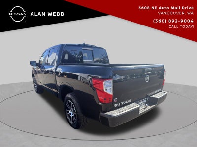2023 Nissan Titan SV