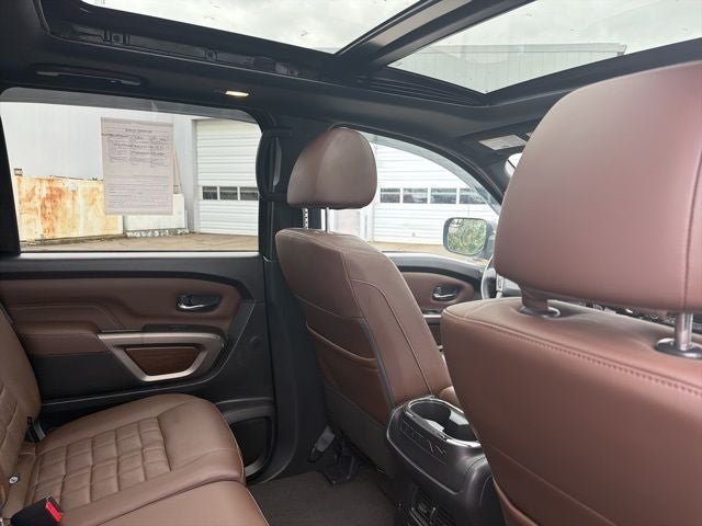 2022 Nissan Titan Platinum Reserve