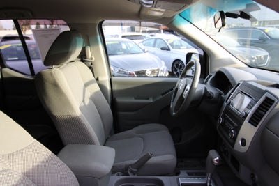 2017 Nissan Frontier SV