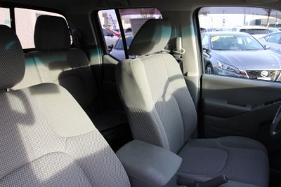 2017 Nissan Frontier SV