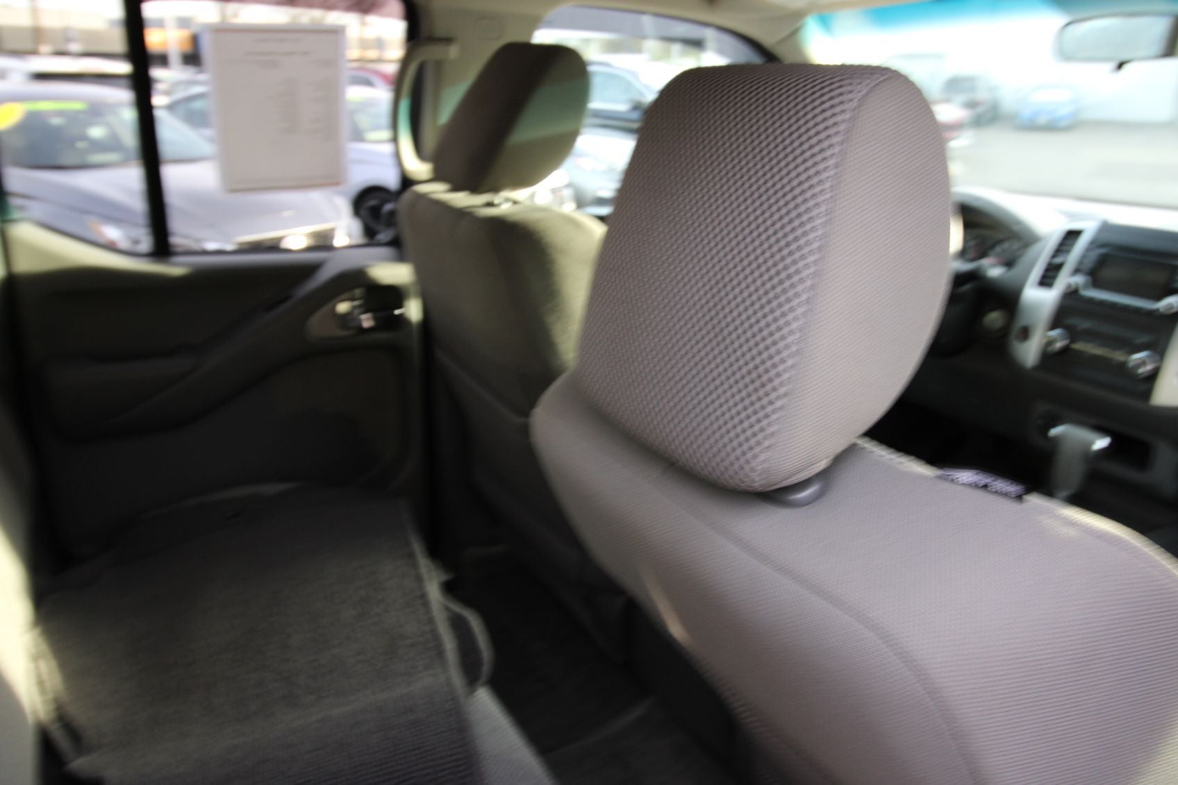 2017 Nissan Frontier SV