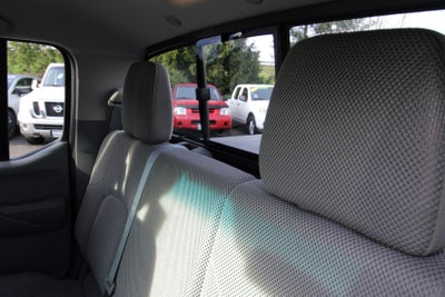 2017 Nissan Frontier SV