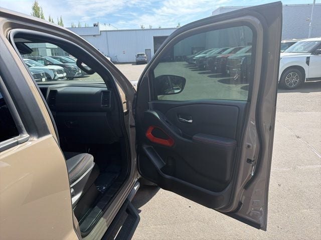 2022 Nissan Frontier PRO-4X