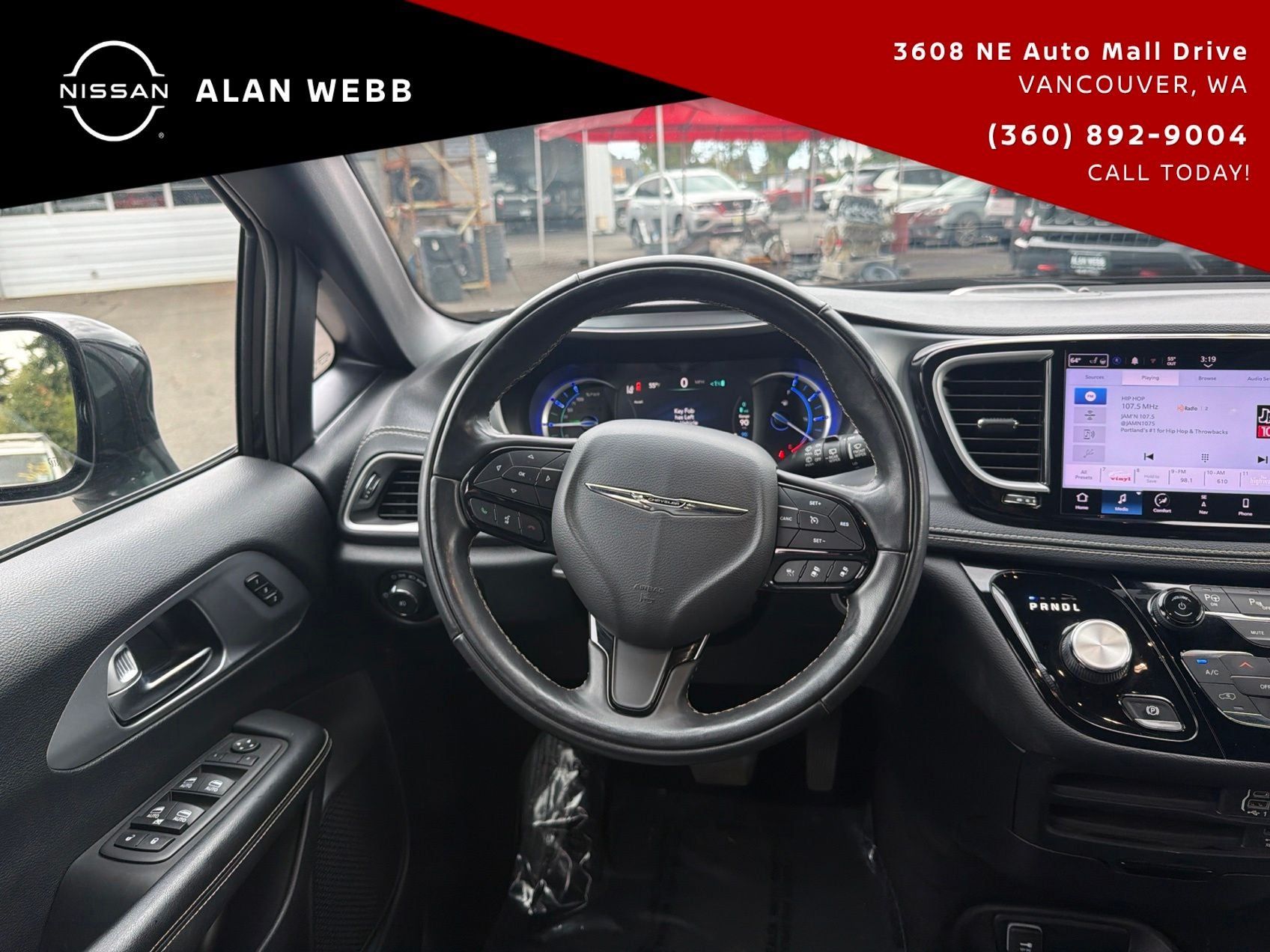 2022 Chrysler Pacifica Hybrid Touring L