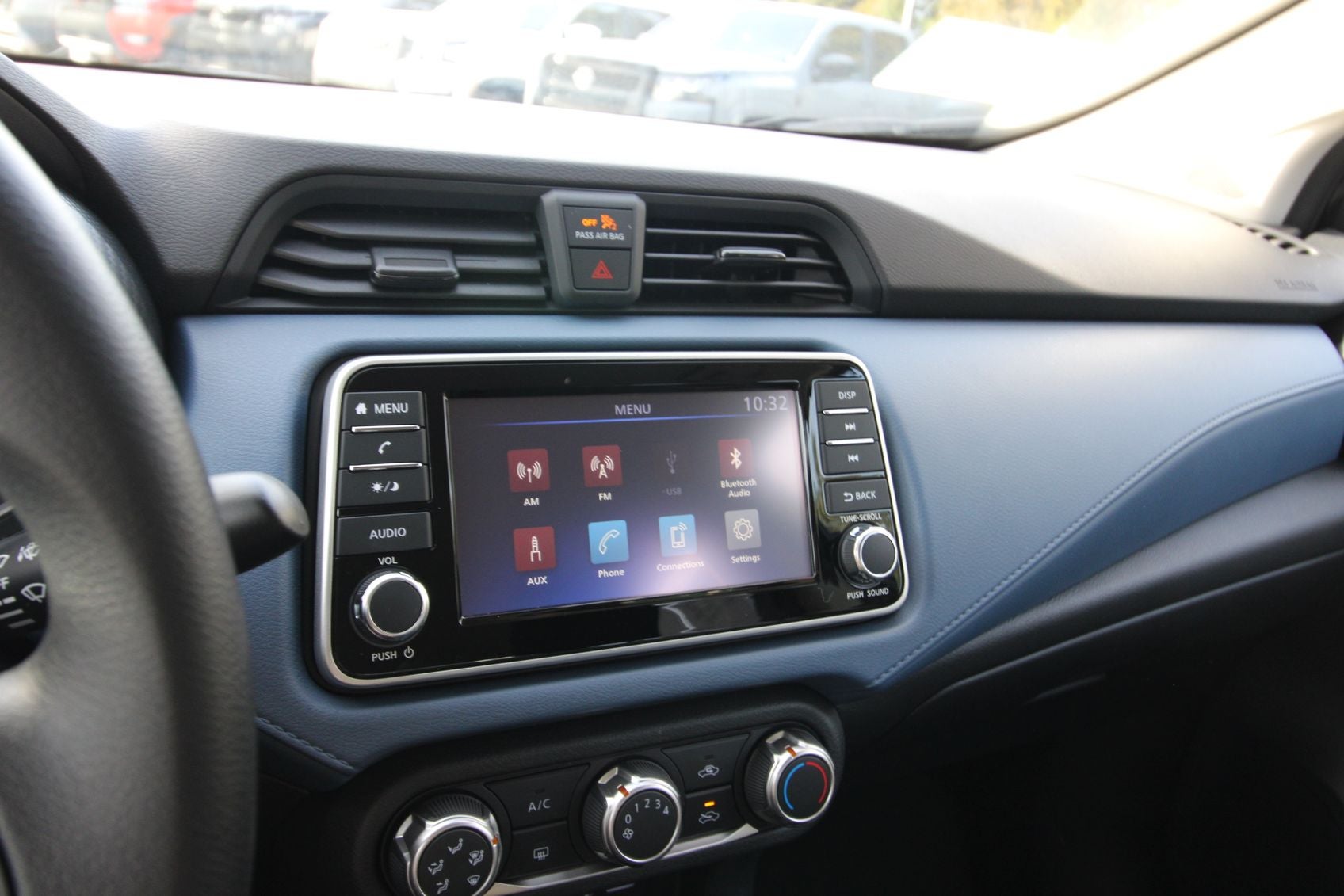 2025 Nissan Versa 1.6 SV Certified