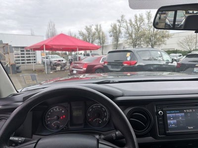 2016 Toyota Tacoma SR V6