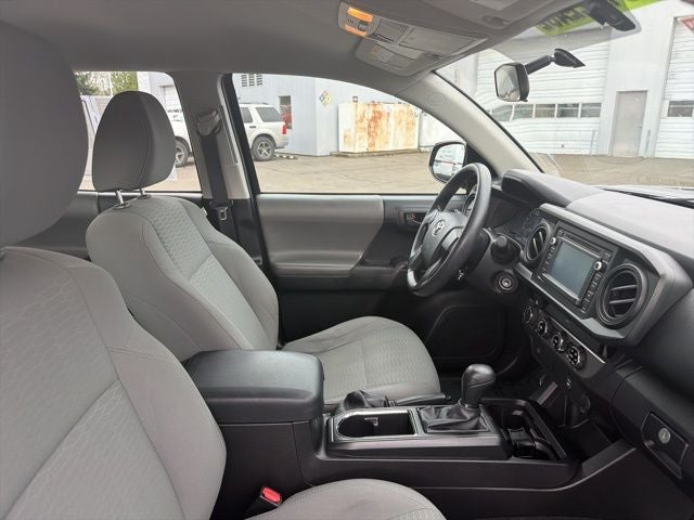 2016 Toyota Tacoma SR V6