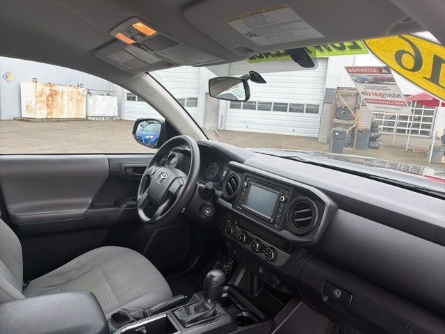 2016 Toyota Tacoma SR V6