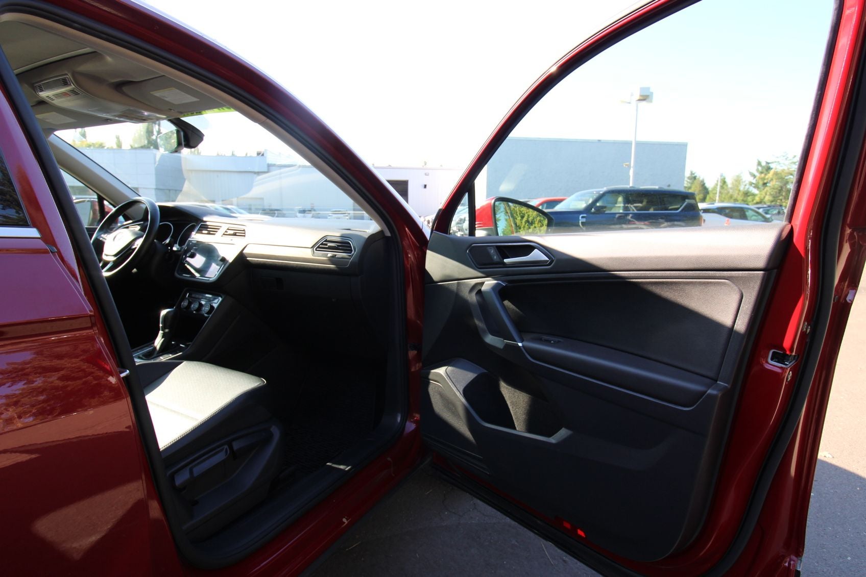 2018 Volkswagen Tiguan 2.0T SEL 3RD ROW SEAT 4Motion