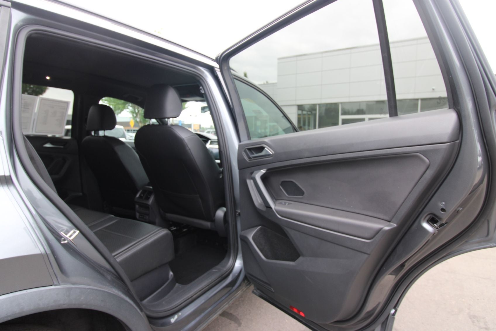 2019 Volkswagen Tiguan 2.0T SEL R-Line 4Motion