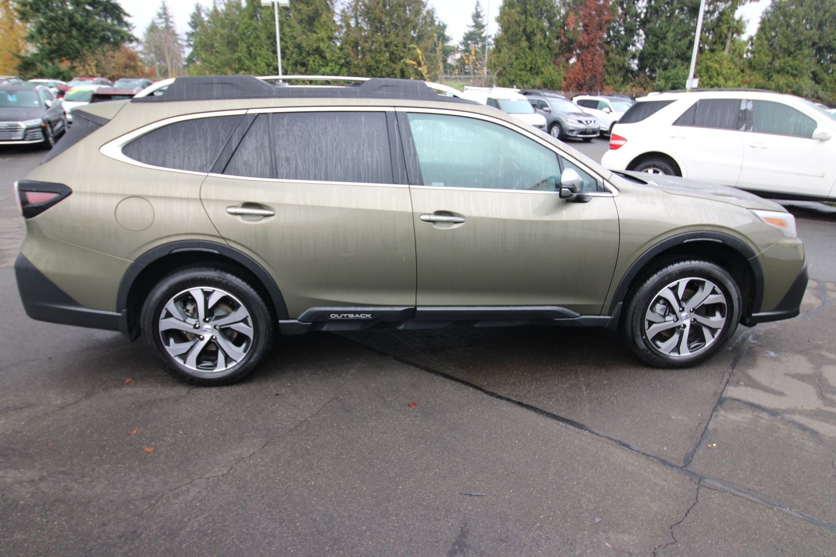 2022 Subaru Outback Touring