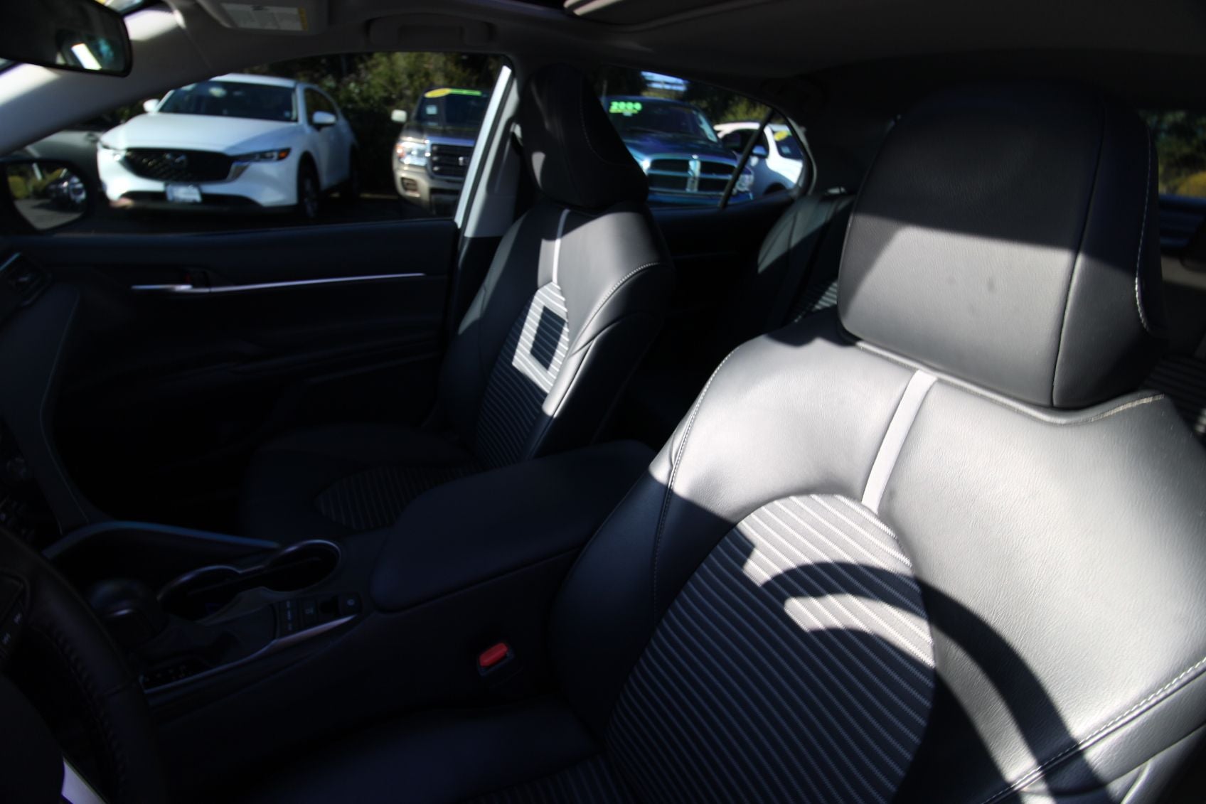 2023 Toyota Camry SE AWD