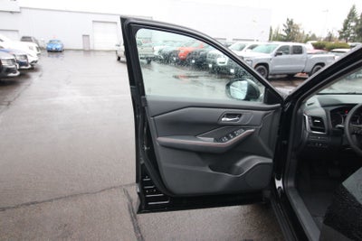 2025 Nissan Rogue Rock Creek Certified