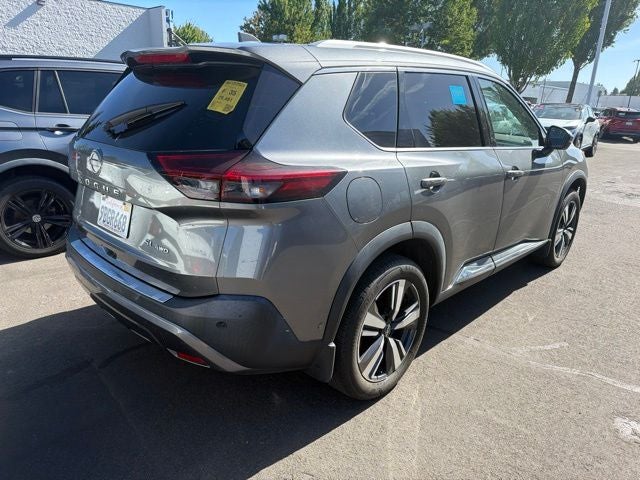 2022 Nissan Rogue SL