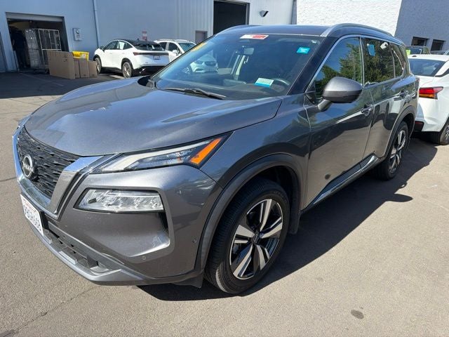 2022 Nissan Rogue SL