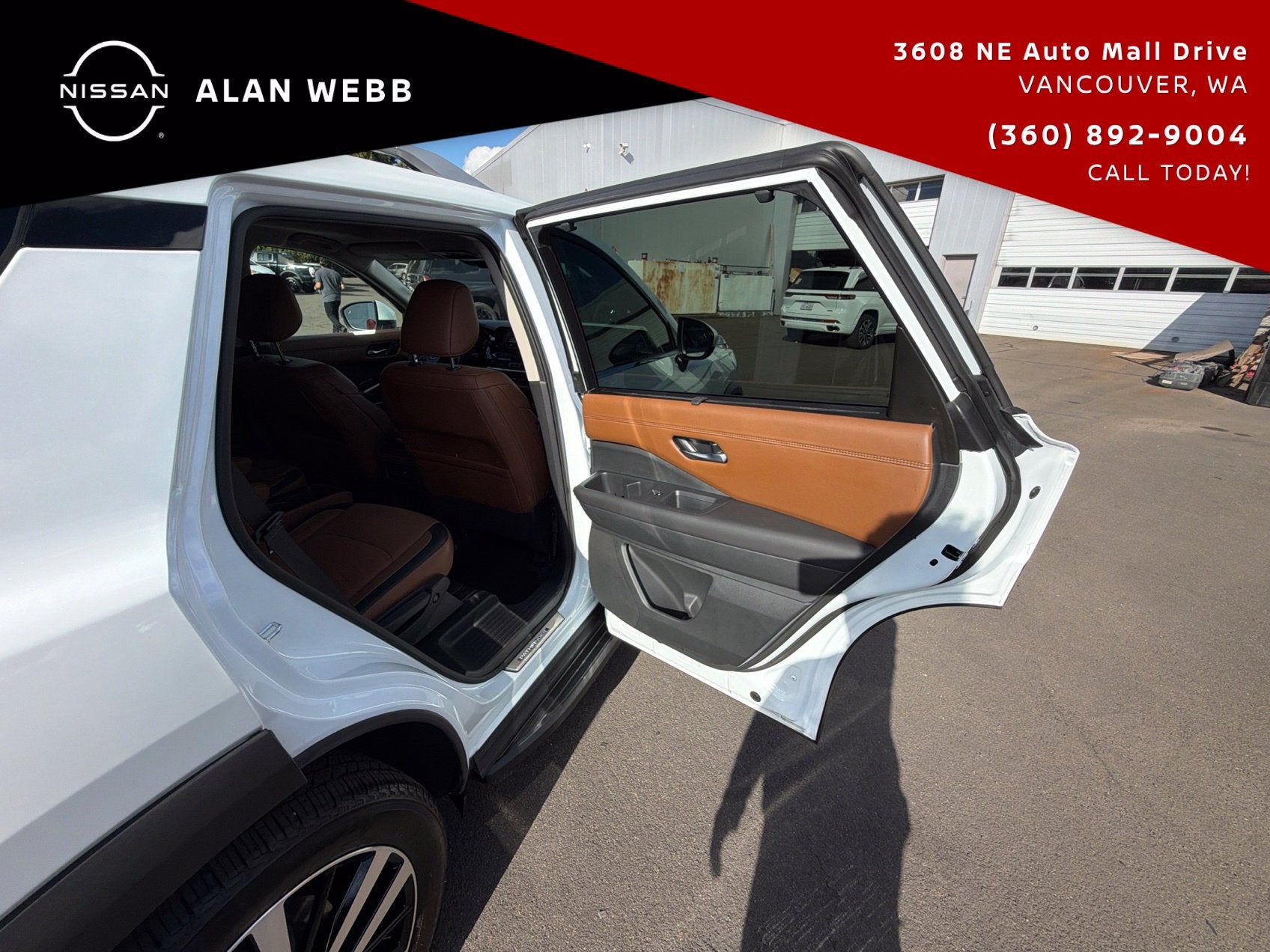 2025 Nissan Pathfinder Platinum