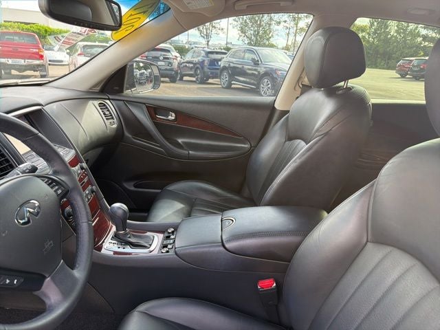 2017 INFINITI QX50 Base