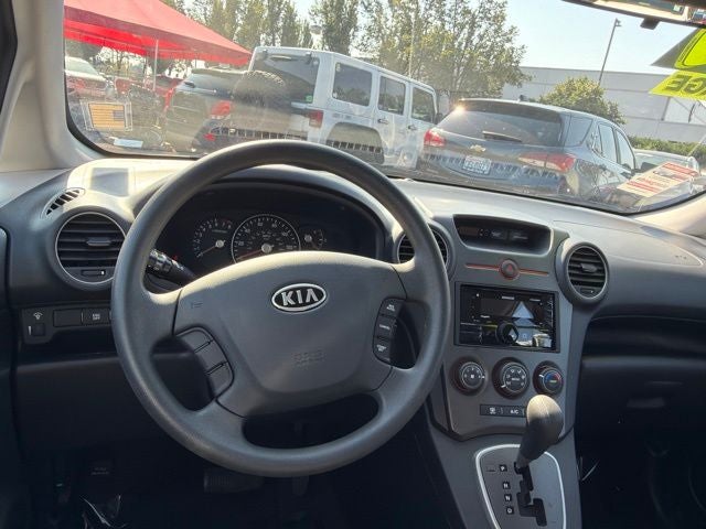 2009 Kia Rondo LX
