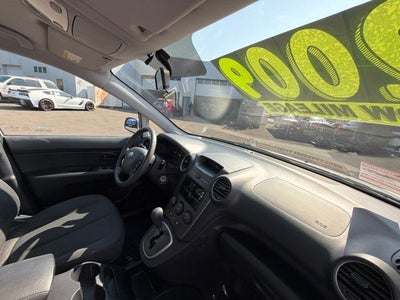 2009 Kia Rondo LX