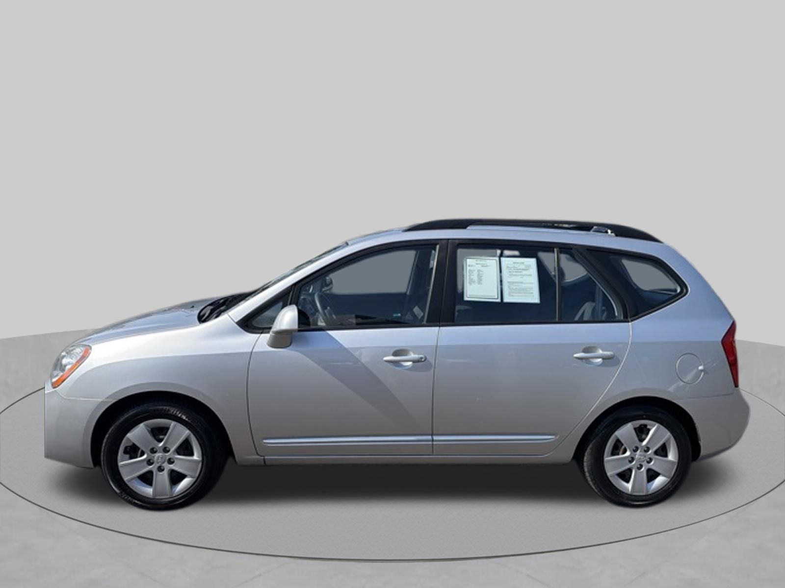 2009 Kia Rondo LX