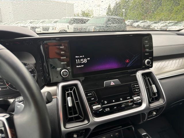 2023 Kia Sorento Hybrid EX