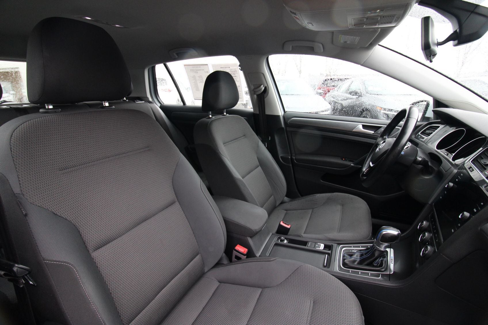 2018 Volkswagen e-Golf SE