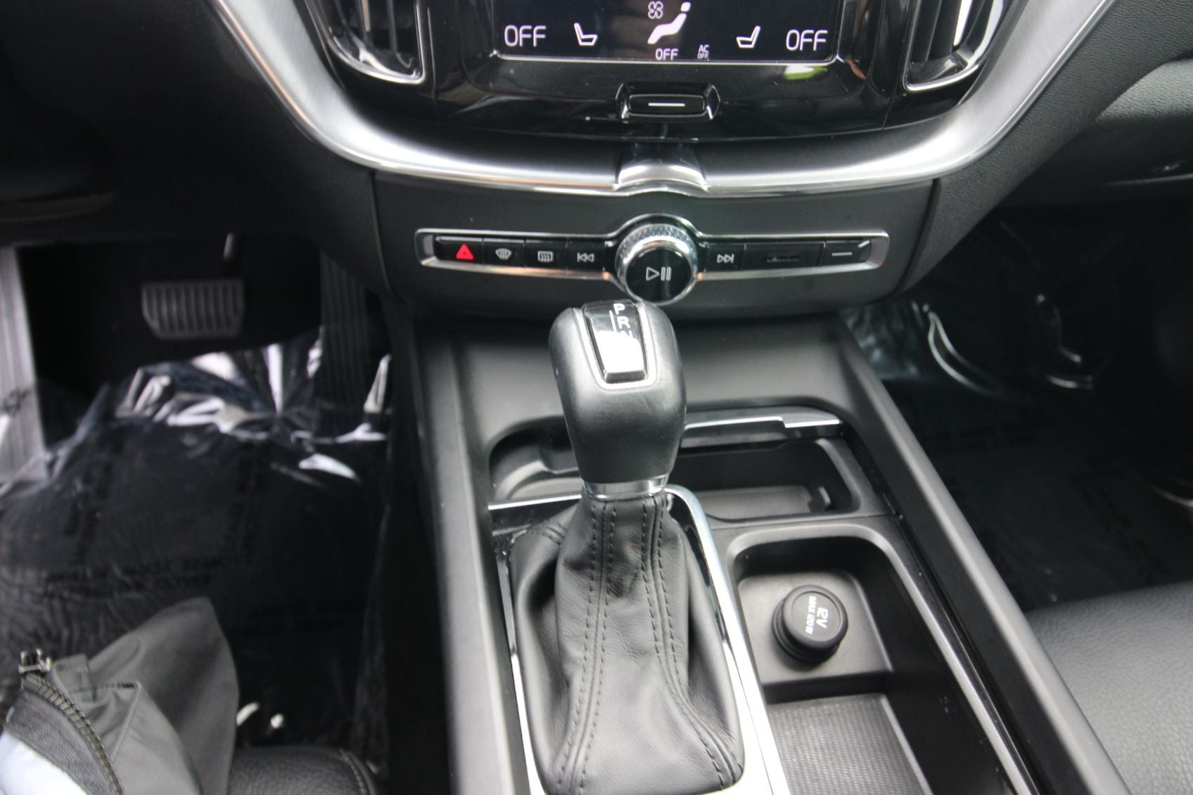 2020 Volvo XC60 T5 Momentum