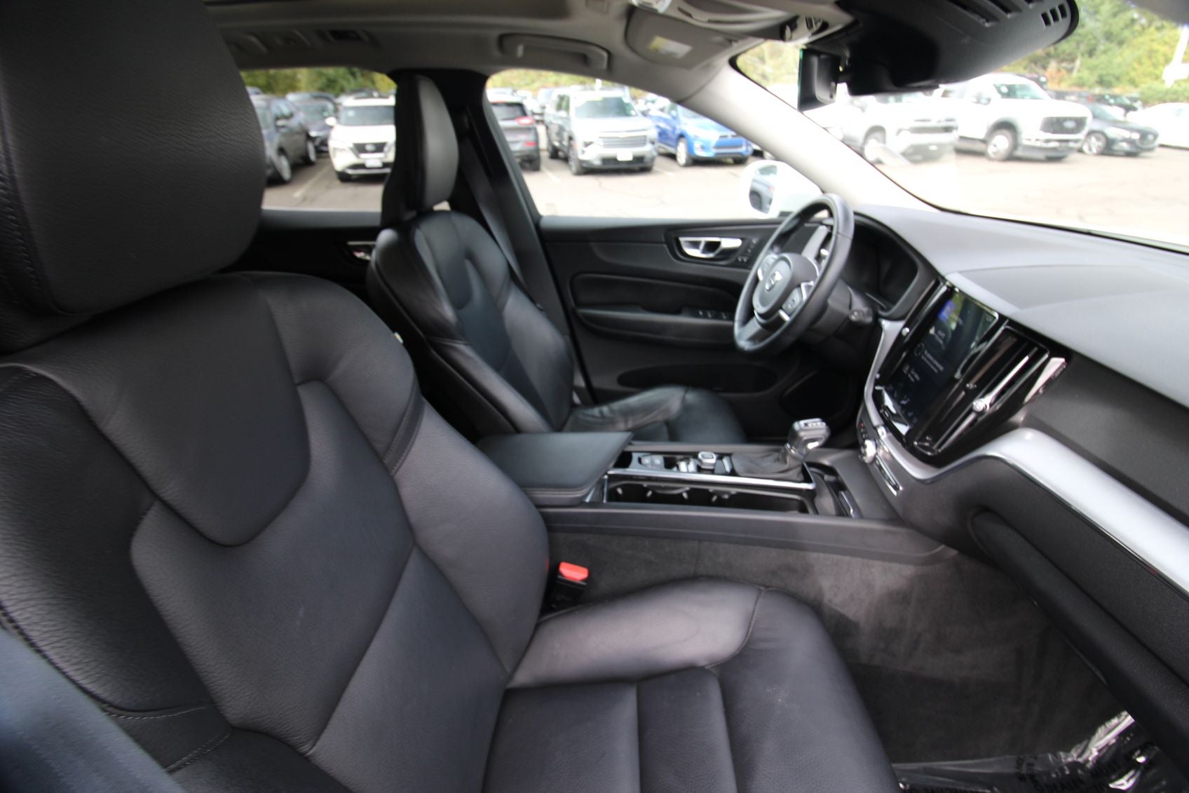 2020 Volvo XC60 T5 Momentum