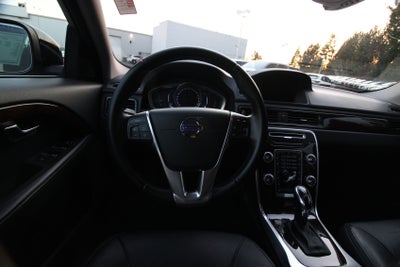 2016 Volvo XC70 T5 Premier