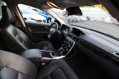 2016 Volvo XC70 T5 Premier