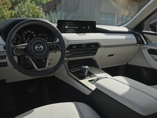 Alan Webb Mazda in Vancouver WA